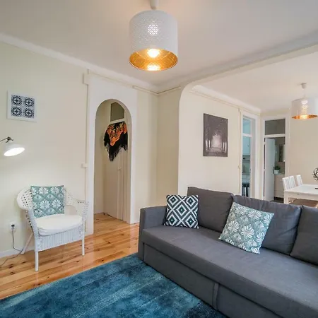 Lägenhet Mouraria 2 Bedroom