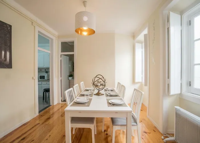 Mouraria 2 Bedroom Διαμέρισμα *