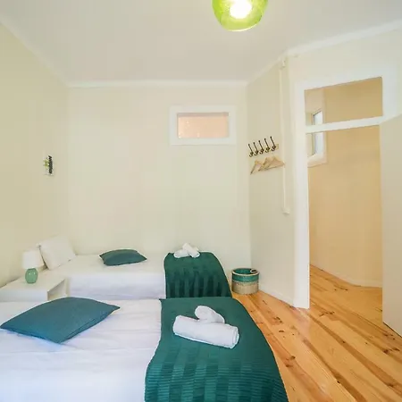 Apartment Mouraria 2 Bedroom Lisbon
