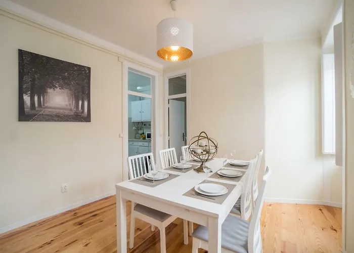 شقة Mouraria 2 Bedroom *