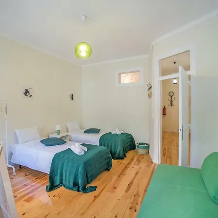 Apartamento Mouraria 2 Bedroom *
